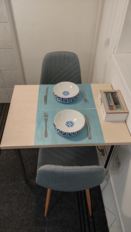 Mona Blue Apartment ซาราเยโว ภายนอก รูปภาพ